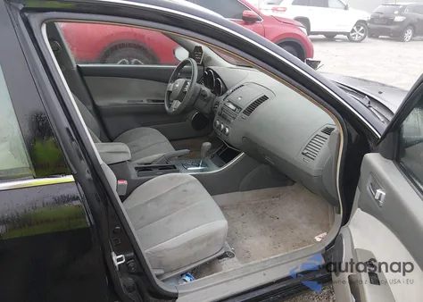 2005 Nissan Altima 2.5 S z USA, uszkodzony, nr VIN 1N4AL11D05C360657